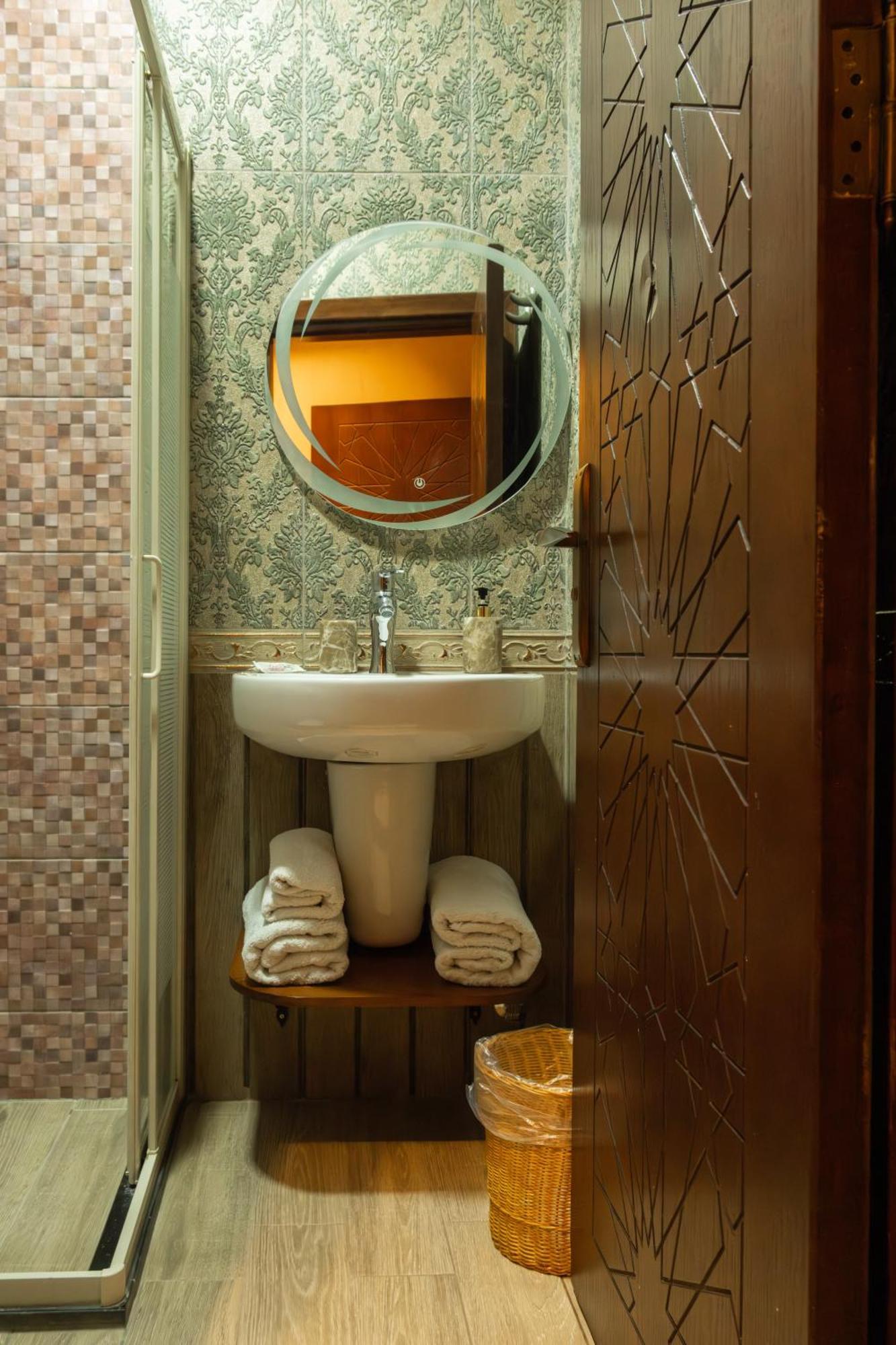 Jimmy Pyramids Hotel Kafrat al Jabal Exterior photo